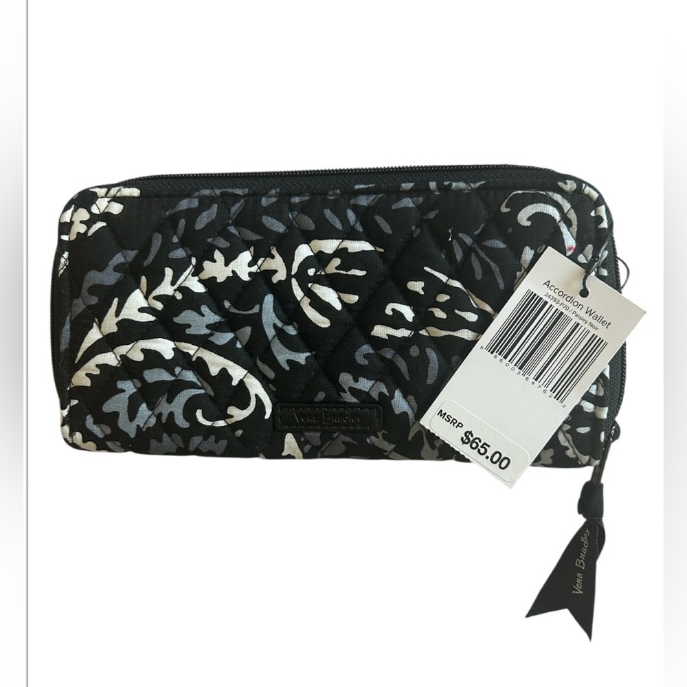 Vera Bradley Wallet Accordion Black & White Paisley Noir NWT
